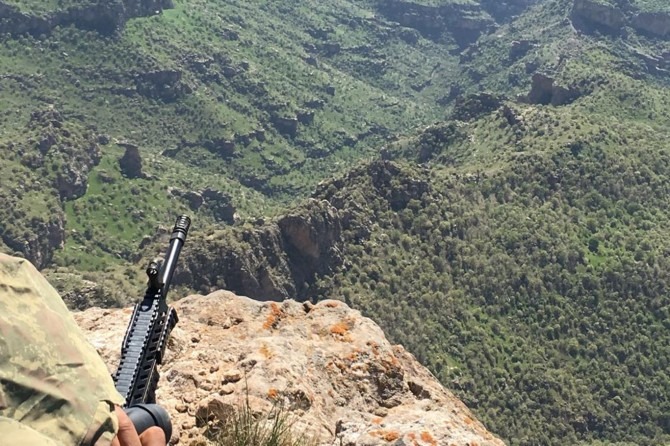 Tirkiyê li Geverê îrîşê PKK’ê kir