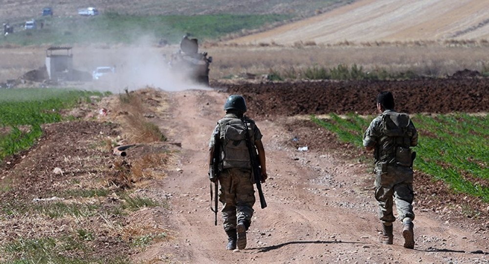 Arteşa Tirkiyê 5 jin li Efrînê desteser kirin