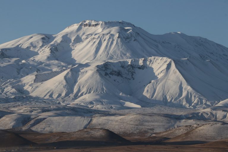 BERFÊ ÇİYAYÊ SÎPANÊ XELATÊ XEMLAND