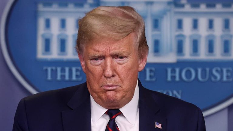 TRUMP HÊZÊN YEDEK YÊN ARTEŞA AMERÎKAYÊ JI BO BERHINAGBÛNA VÎROSA KORONA VEXWANDIN