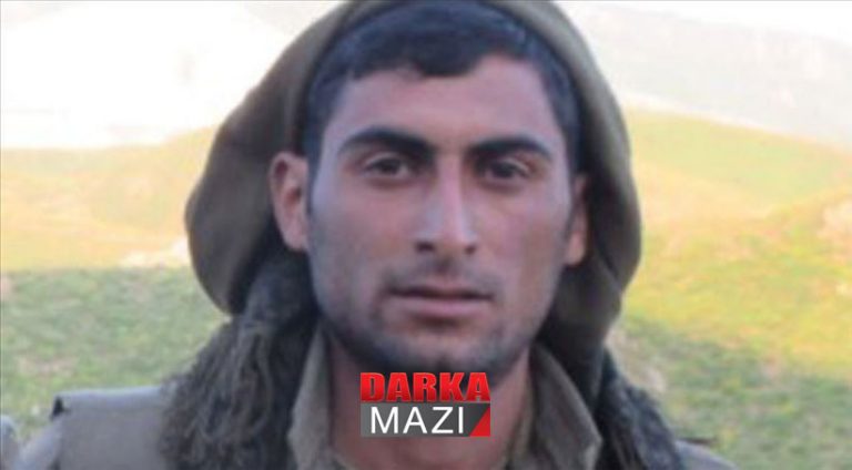 Fermandarekê PKK ê firar dike û xwe teslîmî Tirkiyê dike