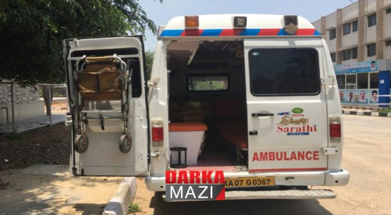 Ajokarê ambulansê destdirêjî li keçek 19 salî ya bi koronayê ketî kir