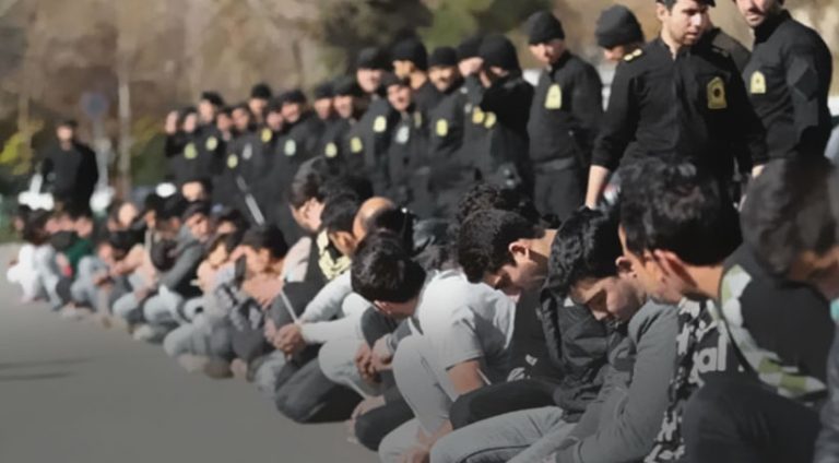 Îranê 27 ciwanên Kurd desteser kirin