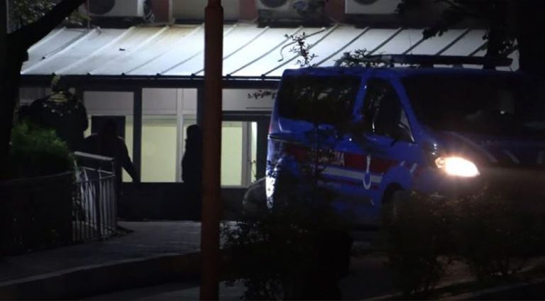 Li Dîlokê kesekê xwe li nexweşxaneyê kuşt