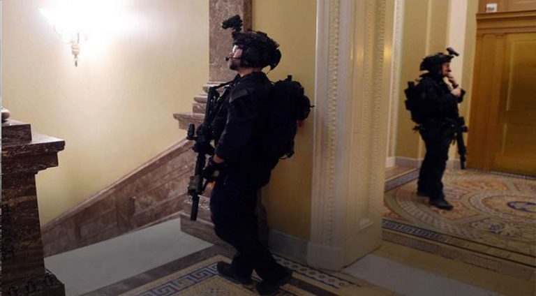 Piştî hişyariya FBI yê li Washington ê rewşa awarte hat ragihandin