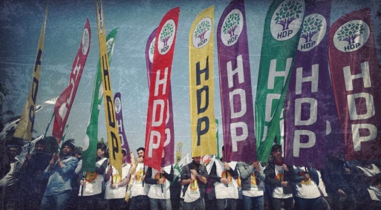 Dadgeha destûrî doznameya girtina HDPê vegerand