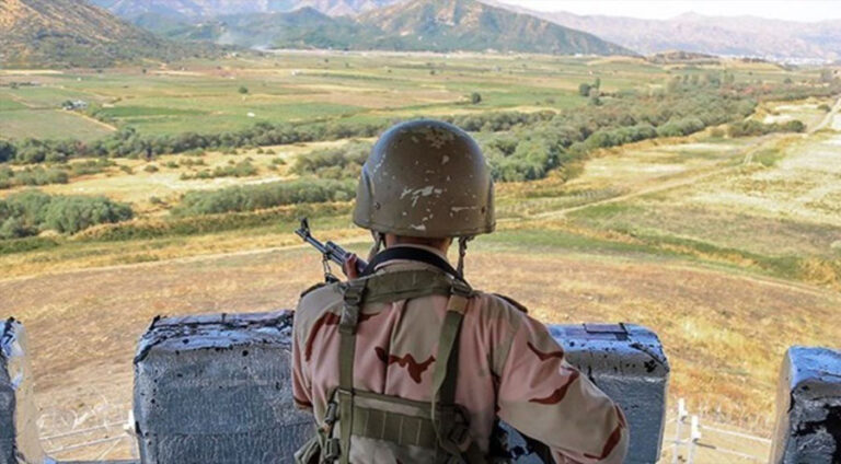 Li Rojhilatê Kurdistanê leşkirên Îranê di nêvbera xwe de bi şer diçin