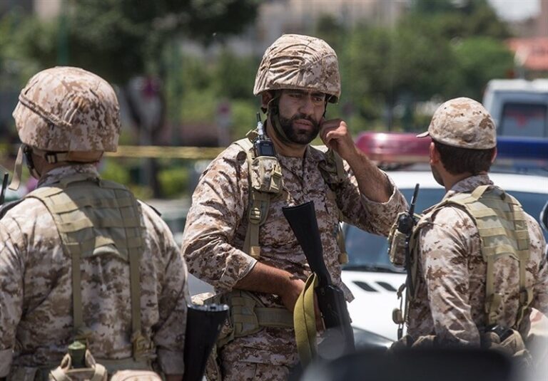 Hêzên rejîma Îranê 3 hemwelatiyên Kurd li parêzgeha Loristanê birîndar ikrin