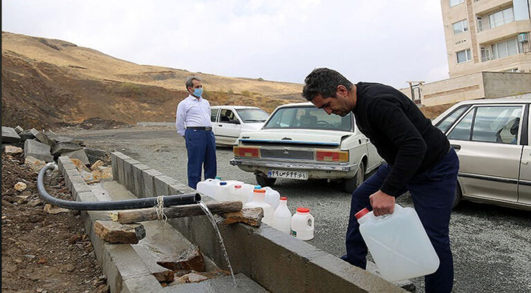 300 gundên parêzgeha Sine a Rojhilatê Kurdistanê rûbrûyê xetereya kêmiya ava vexwarinê bûne