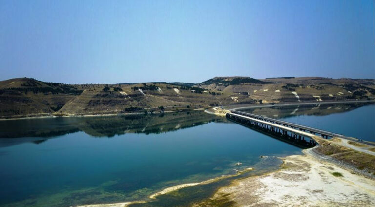 Bi zexta Amerîkayê, Tirkiyê ava Firatê berda