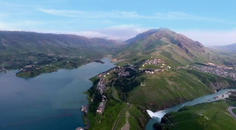 Pêşmergeyek xeniqî