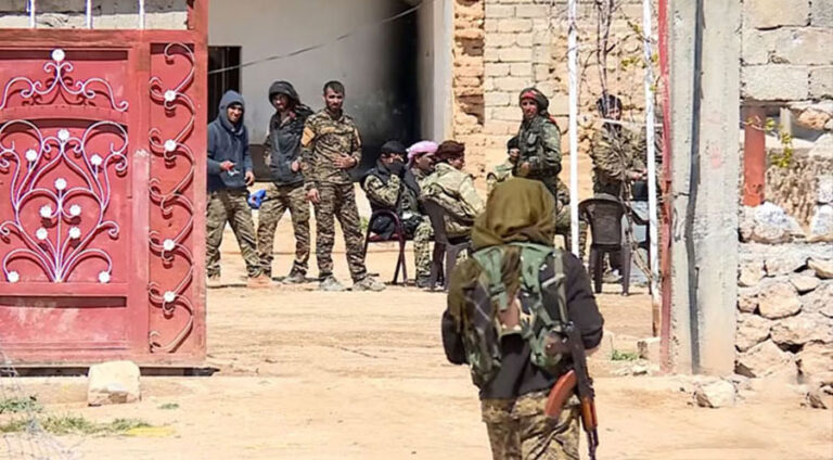 PKKê ji DAIŞê zêdetir xelkê Şingalê revandine