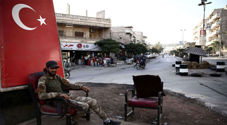 Li Efrînê çekdarên ser bi Tirkiyê ve 11 kes revandin