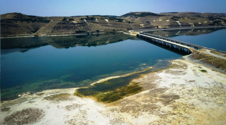 Tirkiyê dîsa ava Firatê qut kir