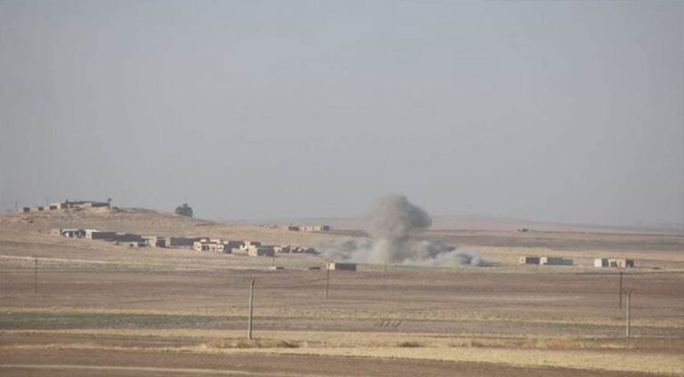 Tirkiyê û komên çekdar ên ser bi wê ve gundewarên Til Temirê topbaran kirin