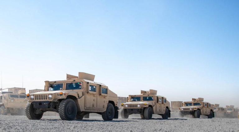 Hêzên hevpeyman bi dehan otomobîlên serbazî dan Pêşmerge