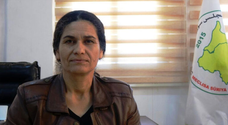 Şanda MSDê ya bi seroktiya Îlham Ehmed wê seredana Moskowê bike