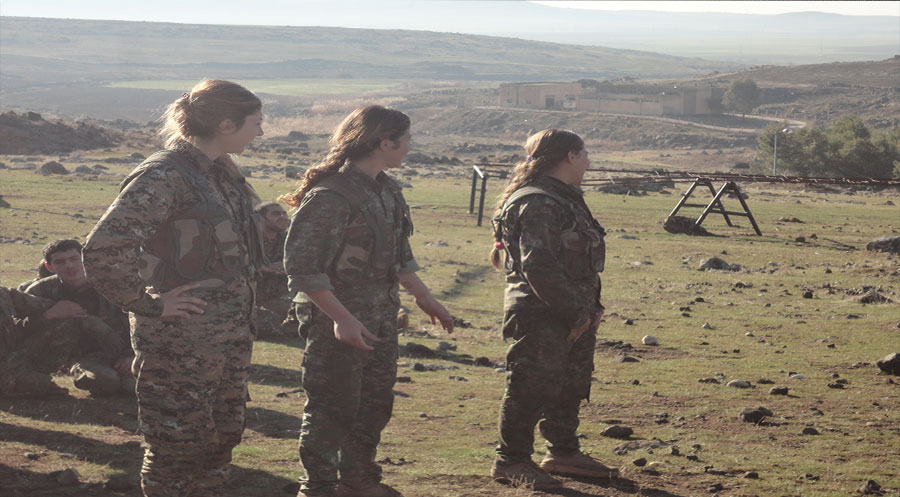 Mîlîşyayên PKK’ê sê zarokên keç revandin û ENKS’ê jî ev karê wan şermezar kir