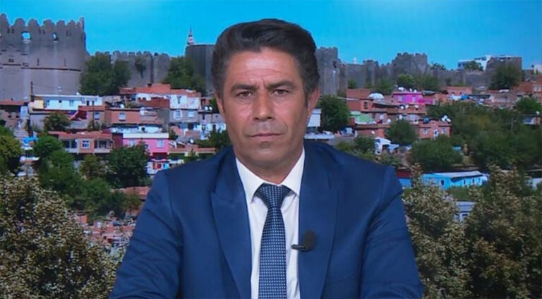 “Em êrîşên terorist li dijê Pêşmergeyên Kurdistanê şermezar dikin”