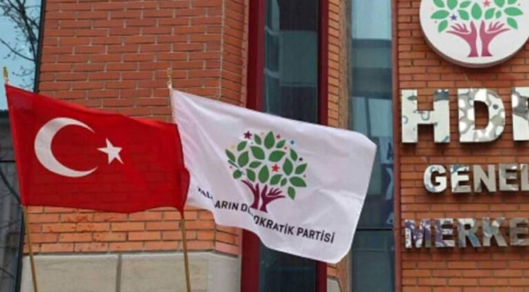 Bi şev êrîş avahiya HDPê kirin û bi roj rayedarên wê haydar bûn!