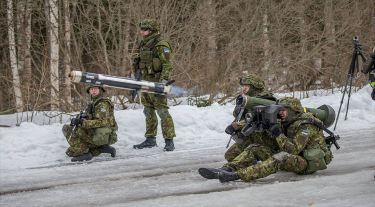 Perwerdekirina serbazên Ukraynayê ji aliyê Amerîkayê ve dest pê kir