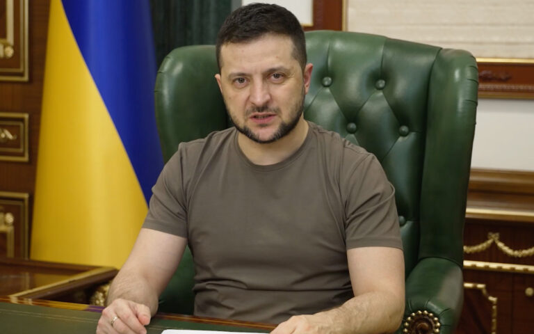 Zelensky: Rûsya dixwaze nifşeke Ukraynayê ji nav bibe