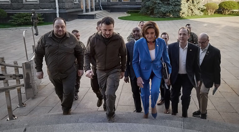 Nancy Pelosi -ukraina