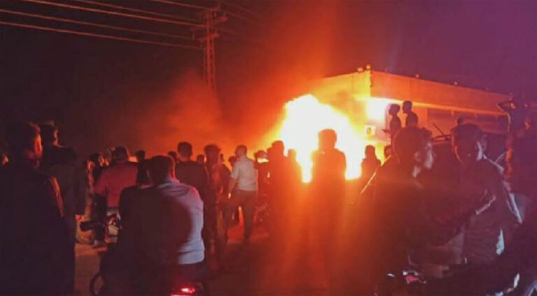 Li Efrînê û çend deverên din li dijî Tirkiyê xwepêşandan hatin encamdan