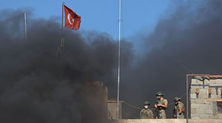 Baregeheke Tirkiyê hat bombebaran kirin 10 leşker ber êrîşê ketin