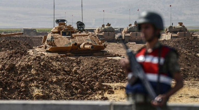 Leşkerekî Tirkiyê li ser sînor hat kuştin