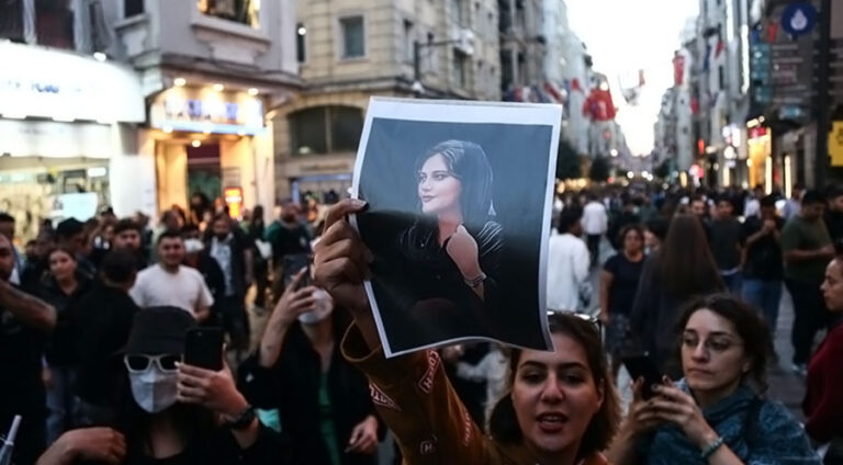 jina-emini-iran-kurdistan