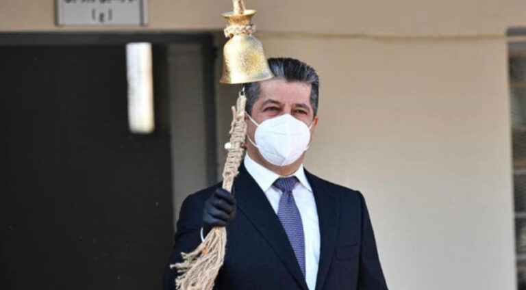 Bi amadebûna Serokwezîr Mesrûr Barzanî zengilê sala nû ya perwerdehiyê tê lêdan