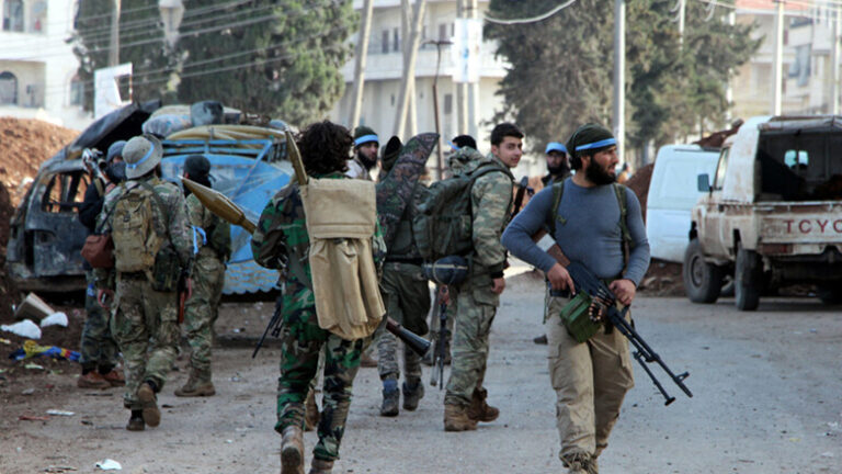 Efrîn.. Grûpên çekdaran ên ser bi Tirkiyê ve bi hev ketin