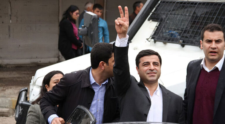 Selahattin-Demirtaş-amed-hdp-diyarbakir