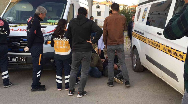 Di encama şerê çekdarî li Elezîzê 3 kes hatin kuştin