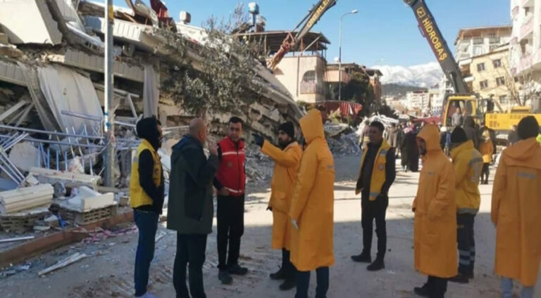 Hejmara qurbaniyên erdheja Bakur û Tirkiyê gihîşt 21 hezar û 43 kesan