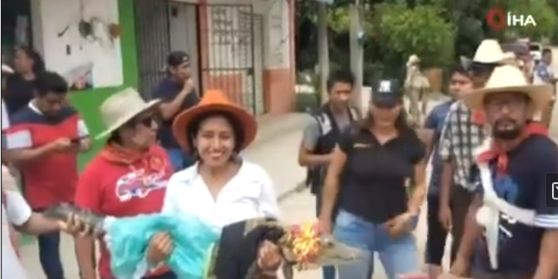 Şaredarê Meksîkî bi tîmseh re zewicî