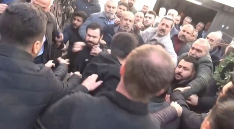 Li Ruhayê di çalakiya piştevaniya Rojavayê Kurdistanê de 10 kes hatin binçavkirin