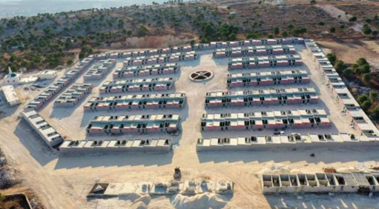 Li Efrînê zêdeyî 35 komelgehên niştecîbûnê ji koçberên ereb re hatine avakirin