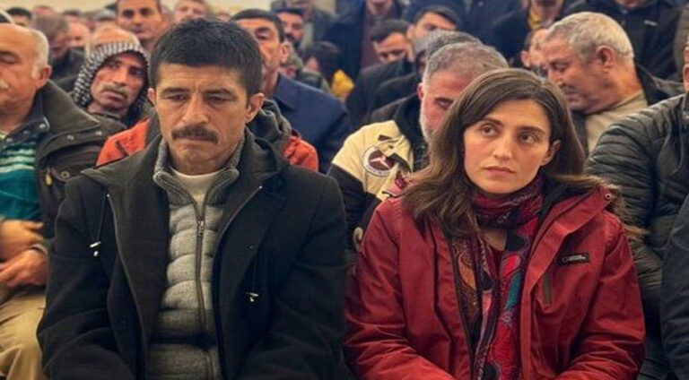 DEMê berbijêrê şeredariya Batmanê ji partiyê dûrxist