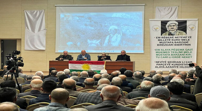 Mela Mistefa Barzanî li Batmanê bi konferansekê hat bibîranîn