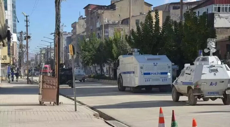 Li Wan û Bedlîsê ji bo heyama 15 rojan tev çalakî hatin qedexekirin