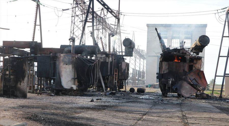 Ji ber êrişan Tirkiyeyê bajarê Kobanê û 366 gund bê elektirîk man