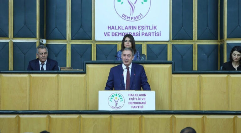 Tuncer Bakirhan: Ocalan nexşerêya aştiyê amade dike