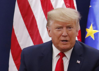 Reuters: Trump gefa destwerdana leşkerî li Îranê dike