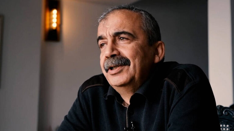 Sirri Sureyya Onder di temenê 62 Saliya xwe de li nexweşxaneyê jiyana xwe ji dest da