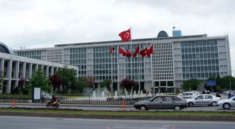 Di pêla pêncemîn a operasyona li dijî şaredariyên CHP de 47 kes hatin girtin