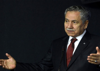 Bulent Arinç: Yên rexneyan dikin Serok Mesûd Barzanî nas nakin