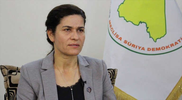 Îlham Ehmed: Tu kesek bi tena serê xwe xwediyê Sûriyeyê nîne