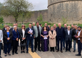 Konferansa yekîtiya neteweyî ya kurdên bakur: "Yekîtî ji bo me mecbûriyet e"